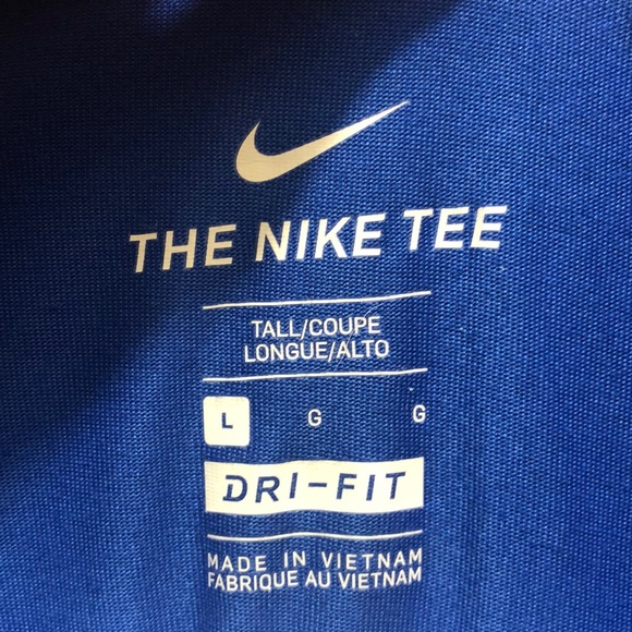 NWOT Men’s Nike Shirt - Picture 6 of 7